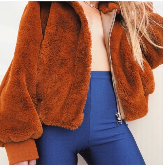 Honorable Citizens brown bomber faux fur coat - Picture 3 of 8